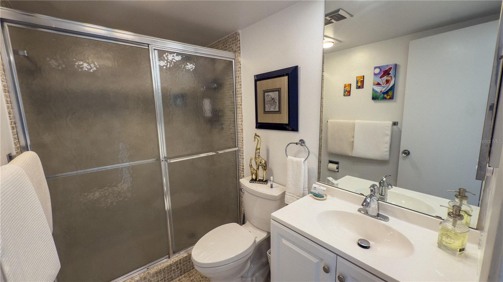 7461 W COUNTRY CLUB DR N #209 — photo 20