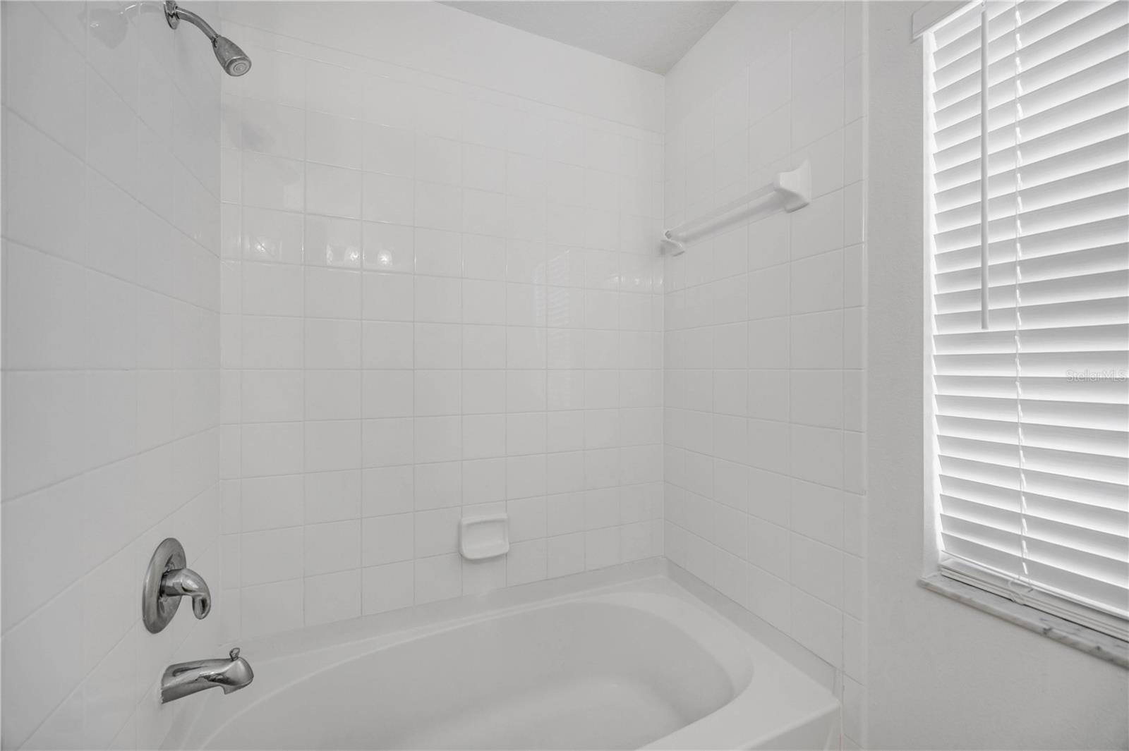 6923 WATERBROOK CT — photo 31
