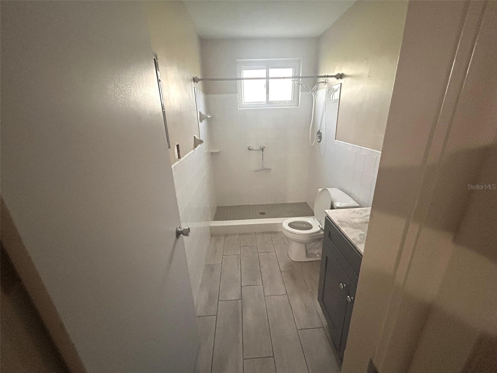 2402 ECUADORIAN WAY #18 — photo 19