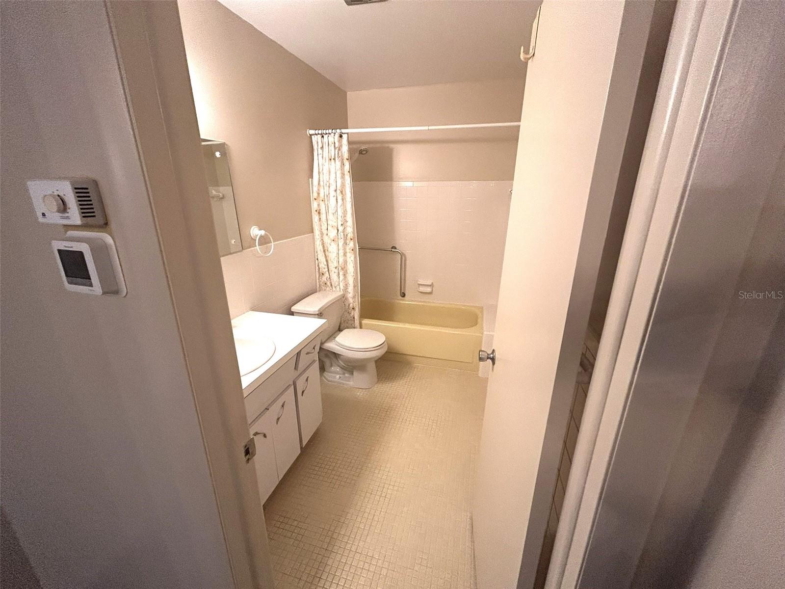 2402 ECUADORIAN WAY #18 — photo 23