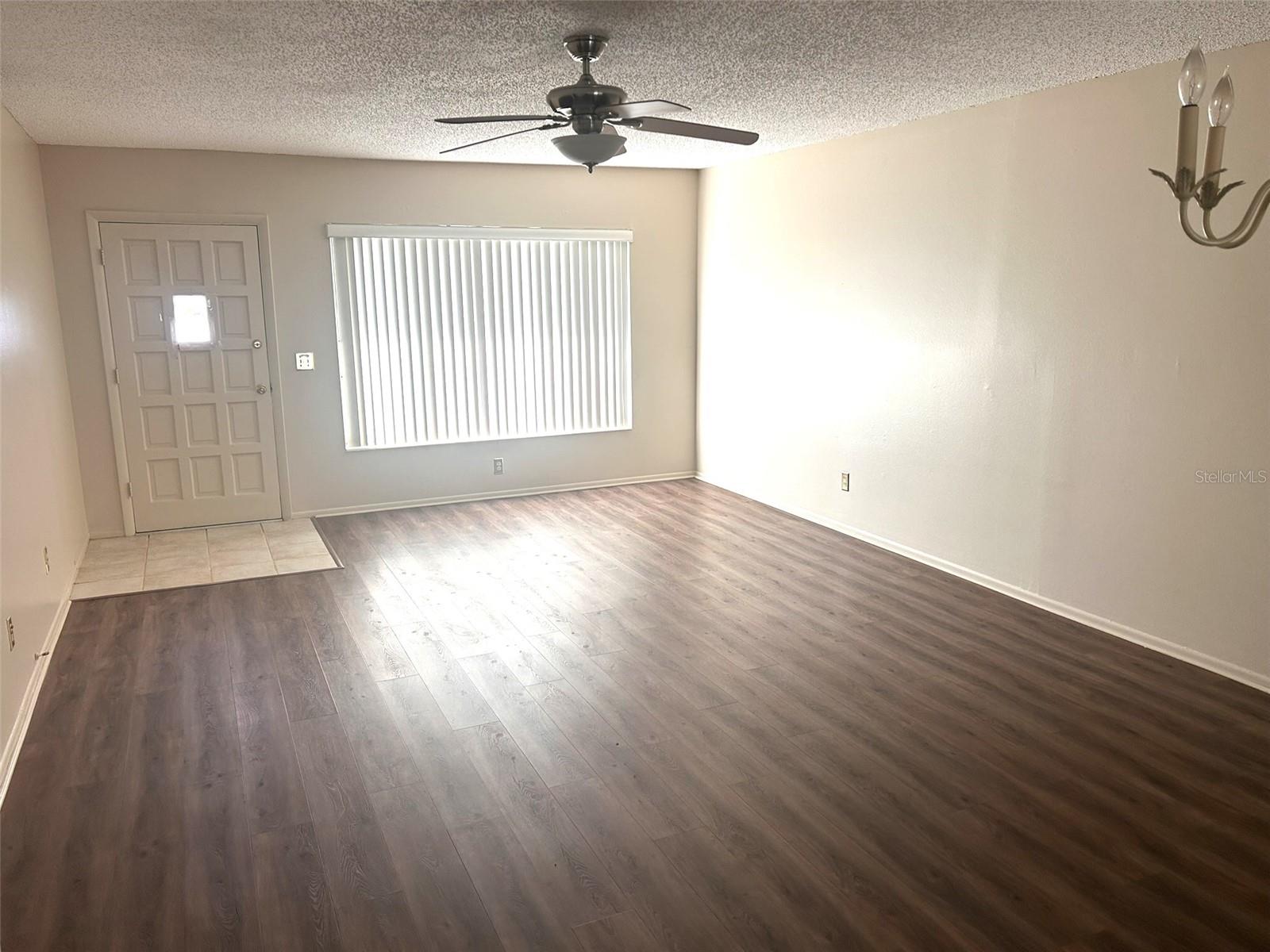 2402 ECUADORIAN WAY #18 — photo 5