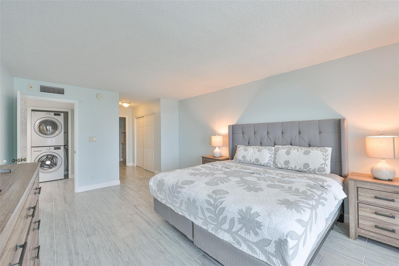 1400 GULF BLVD #704 — photo 18