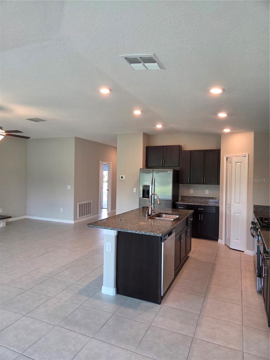 9306 CHANNING HILL DR — photo 5