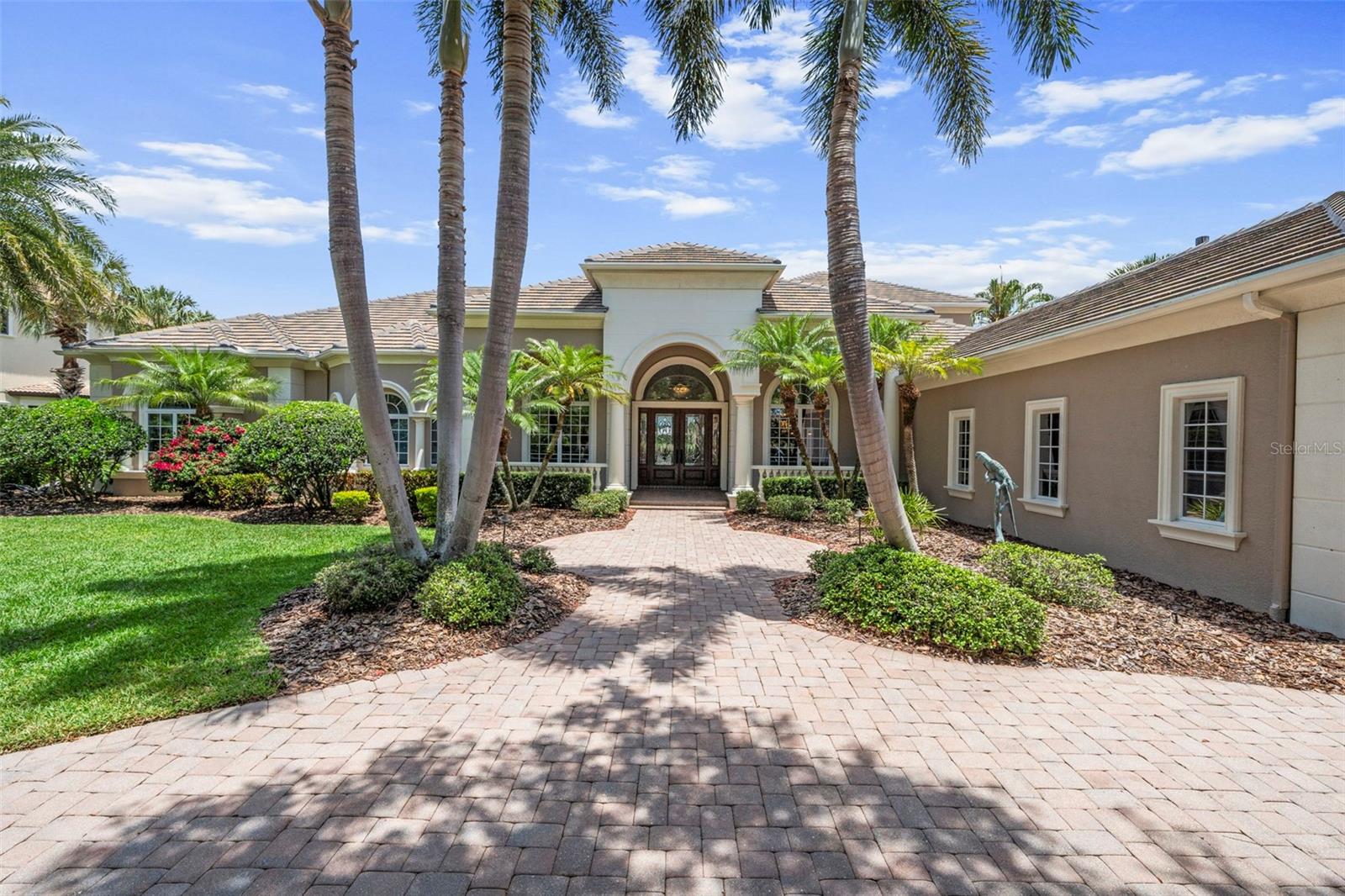 4085 FOUNDERS CLUB DR — photo 2