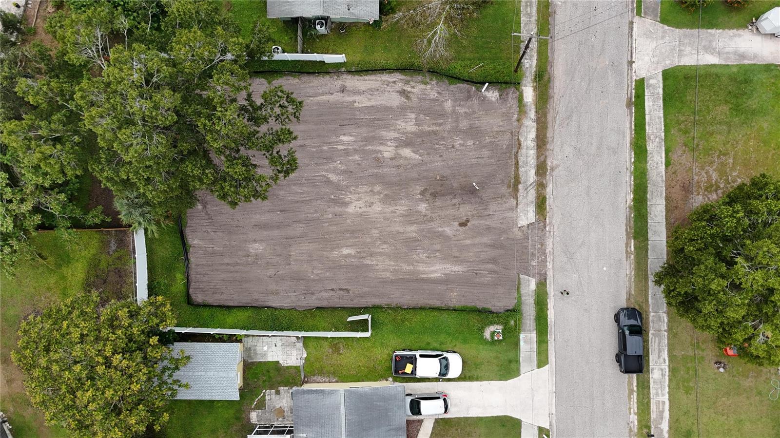 436 COUNTRY CLUB DR — photo 13