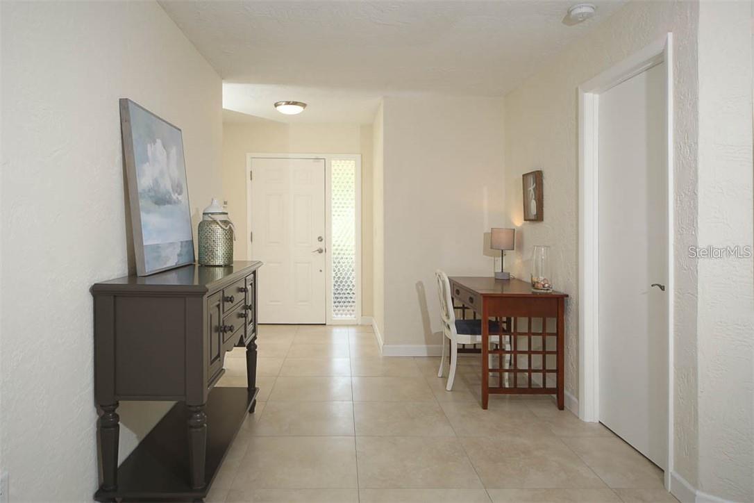 2943 TUCKERSTOWN DR — photo 5