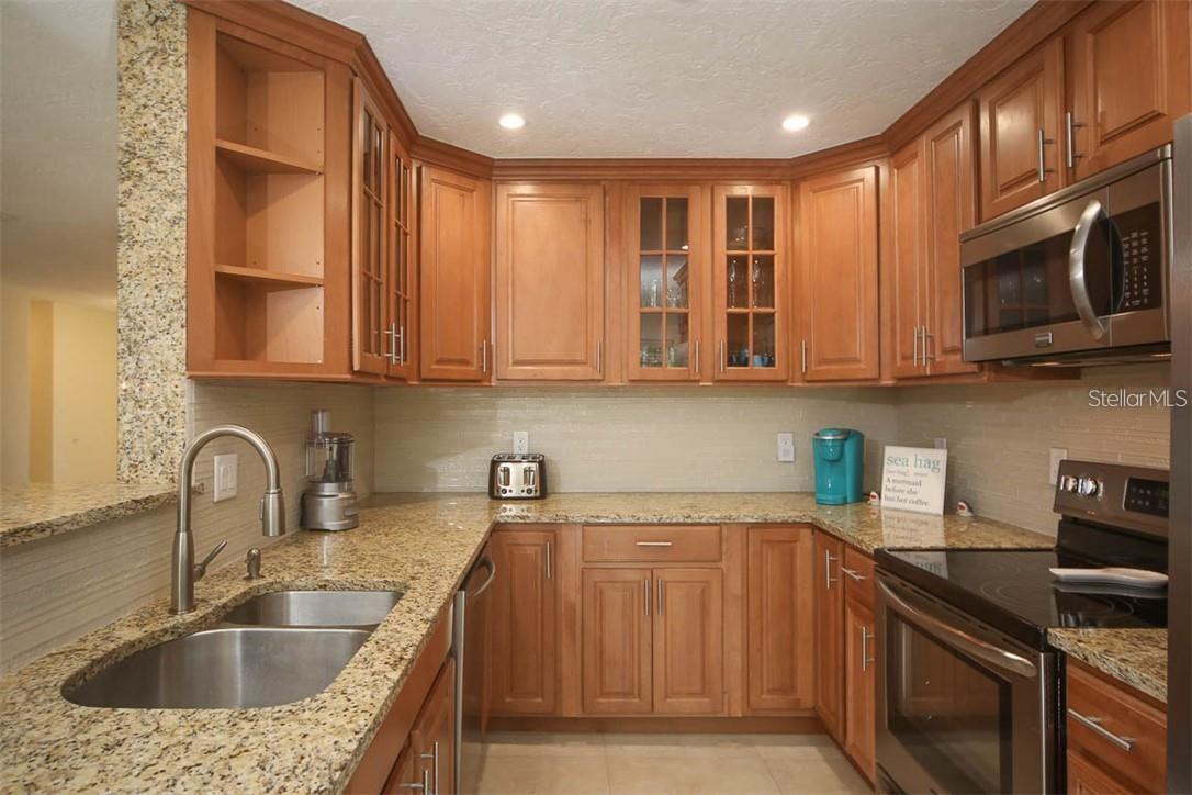 2943 TUCKERSTOWN DR — photo 15