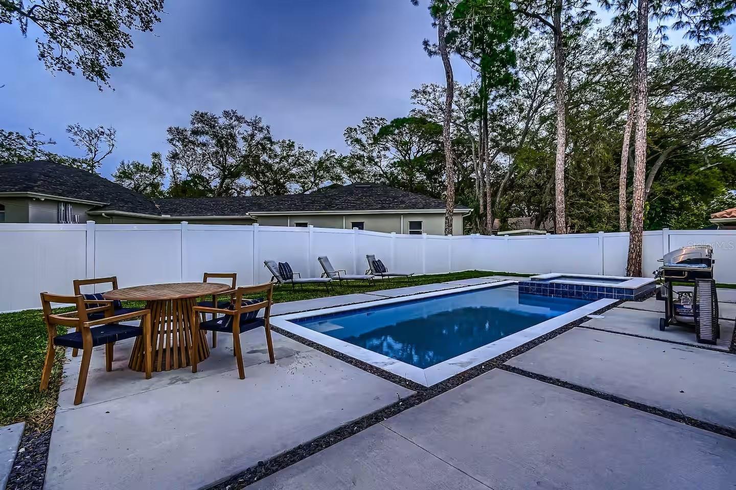 13509 PARK BLVD — photo 42