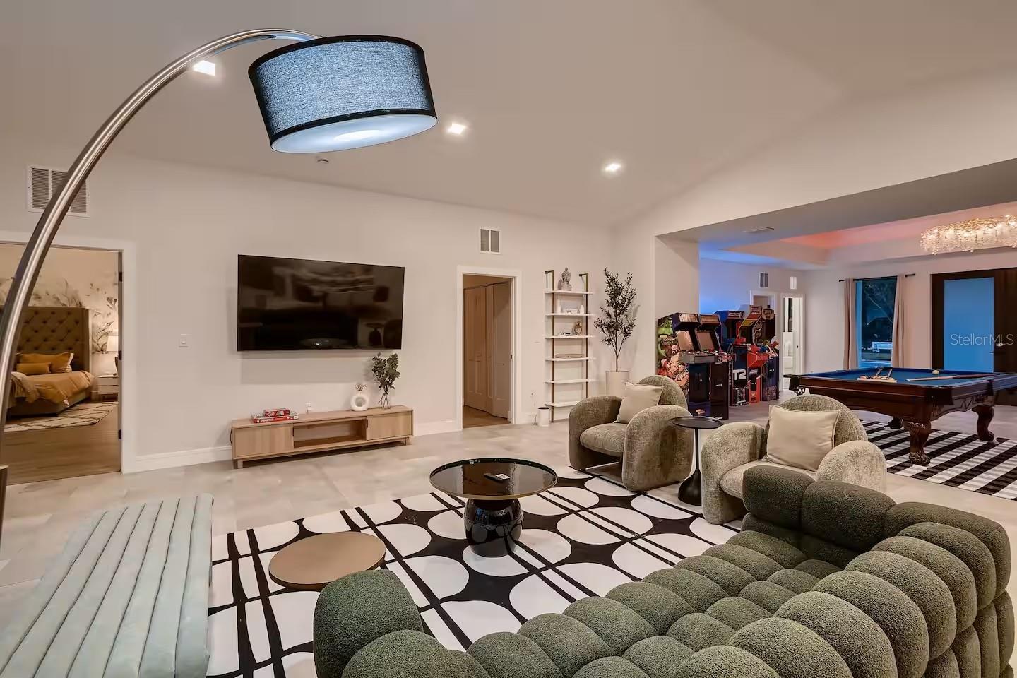 13509 PARK BLVD — photo 8