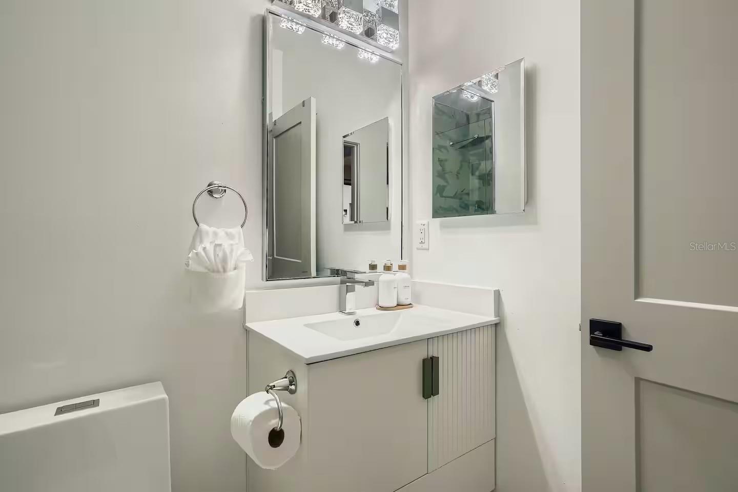 13509 PARK BLVD — photo 33