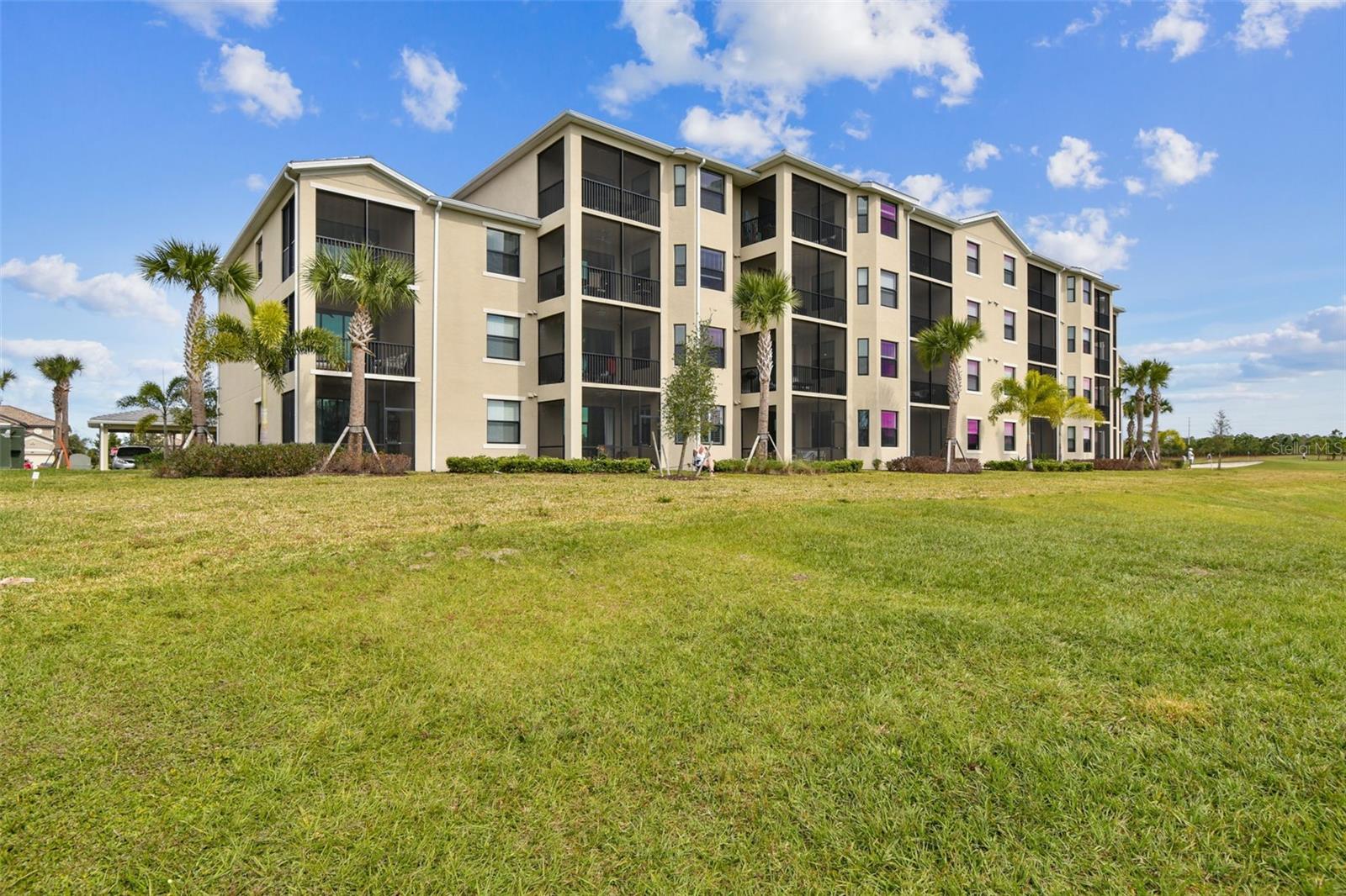 18114 GAWTHROP DR #106 — photo 31