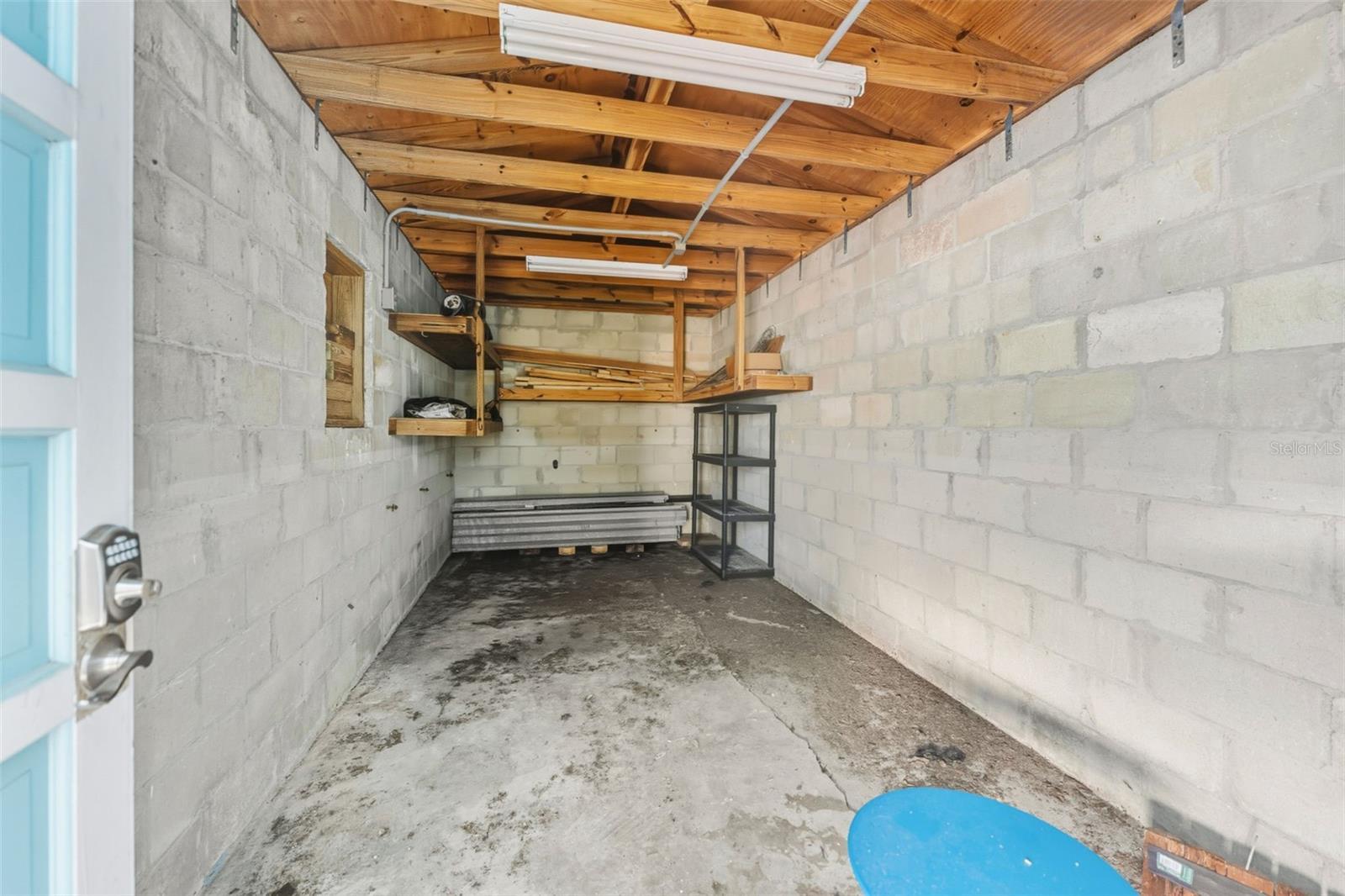 208 BATES AVE — photo 37