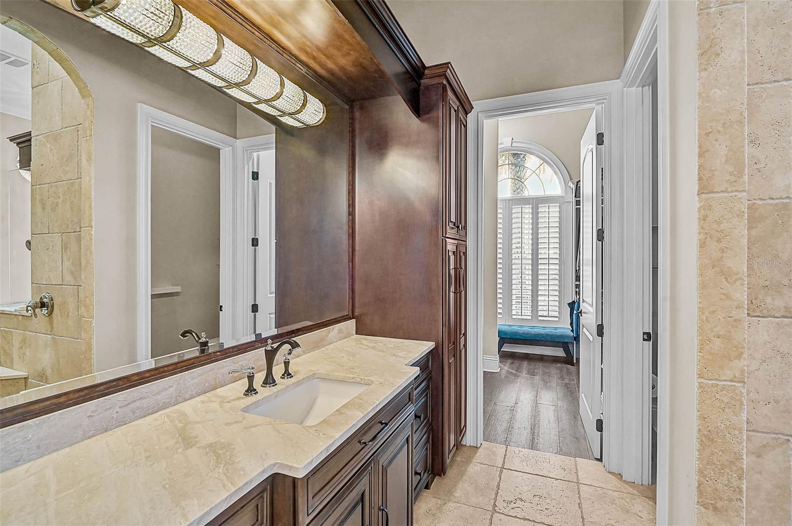 6722 HAWKINS RD — photo 30