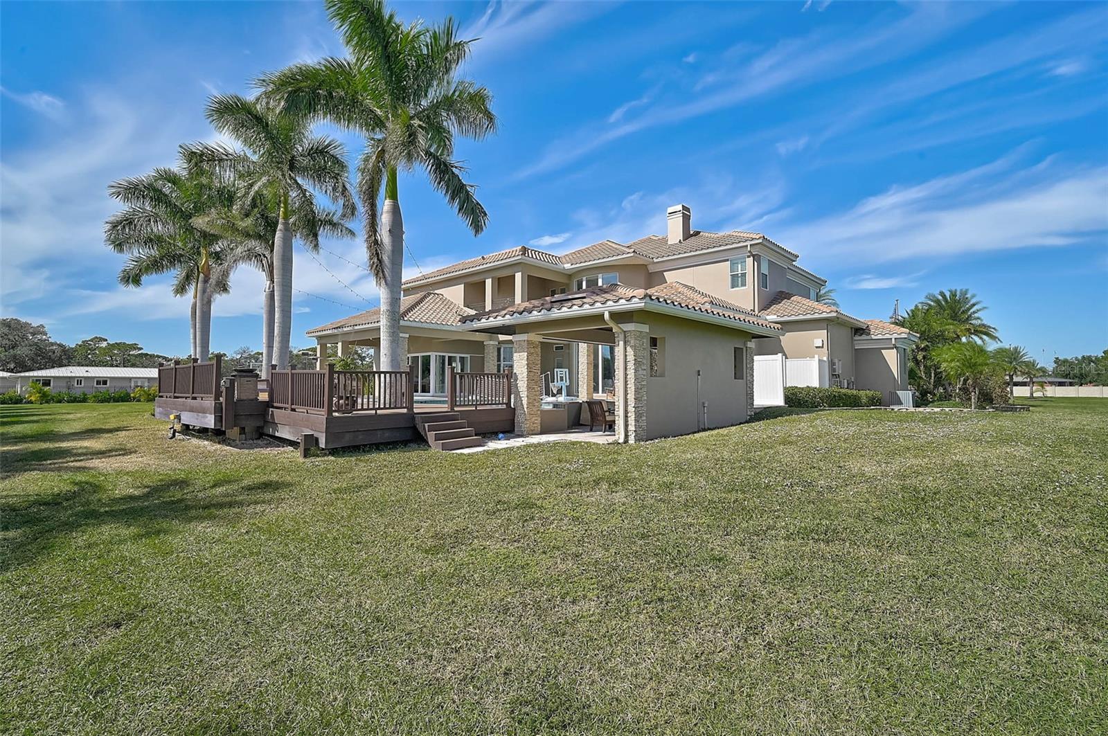 6722 HAWKINS RD — photo 68