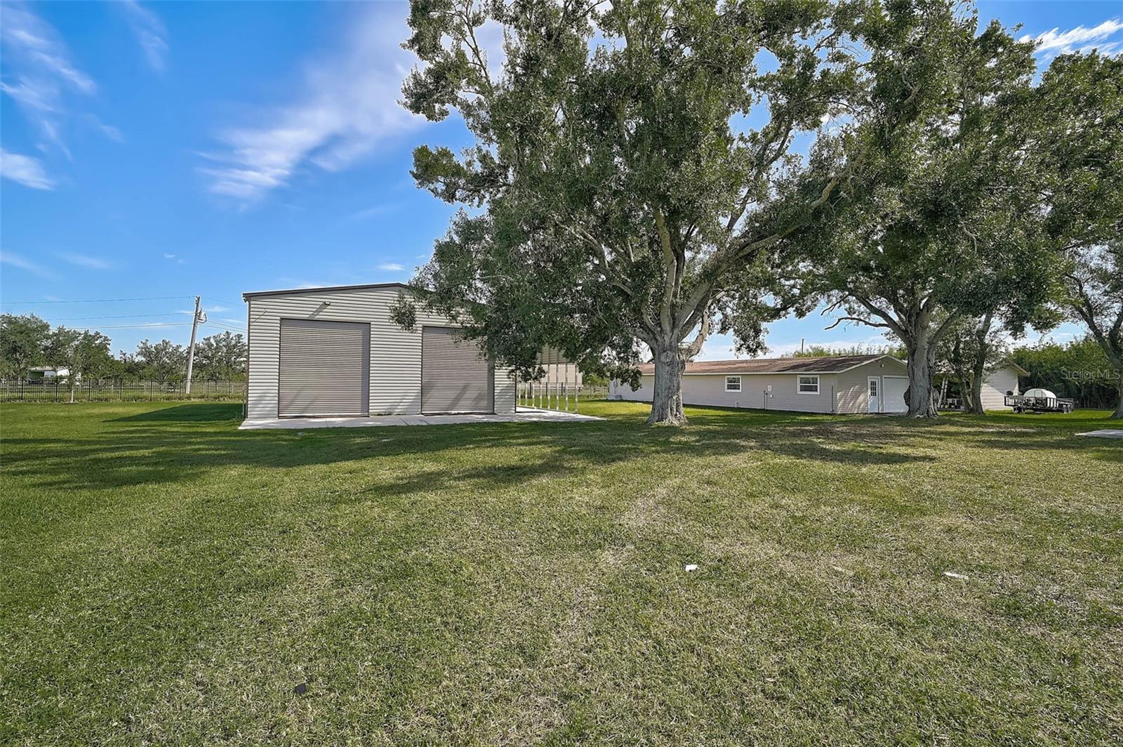 6722 HAWKINS RD — photo 72