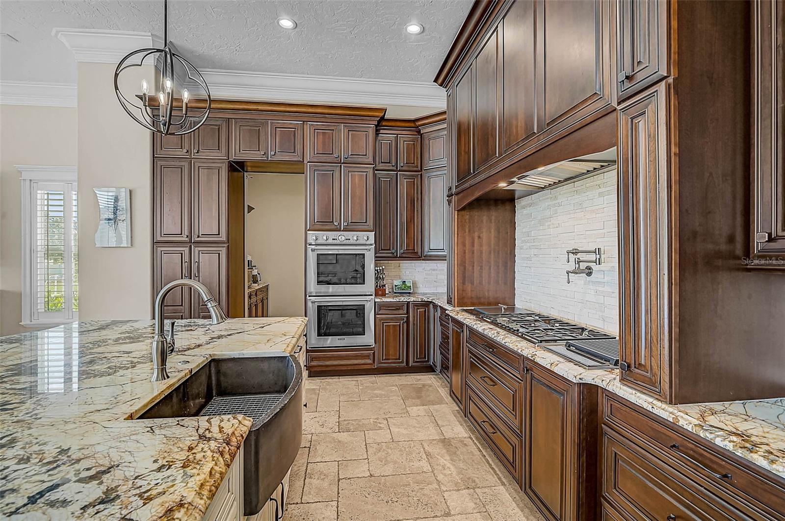 6722 HAWKINS RD — photo 17