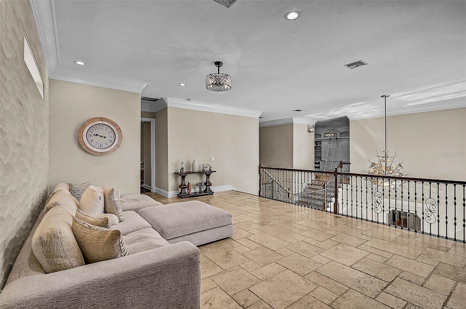 6722 HAWKINS RD — photo 38