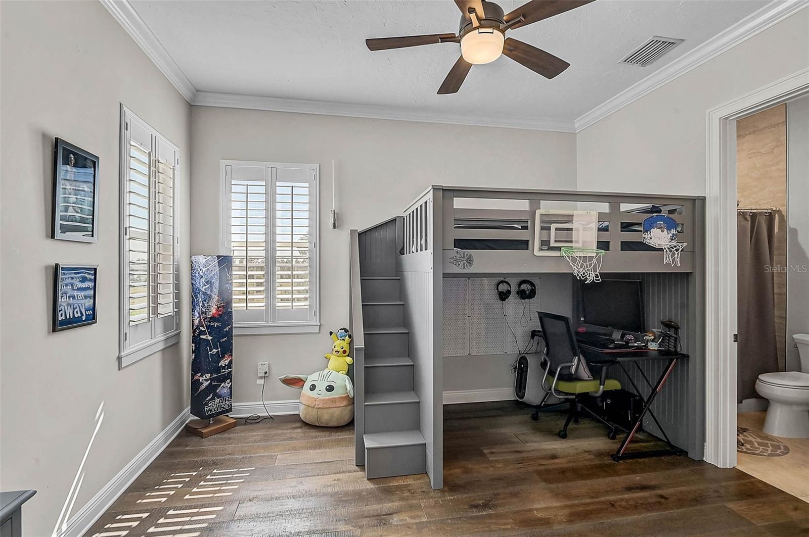 6722 HAWKINS RD — photo 45