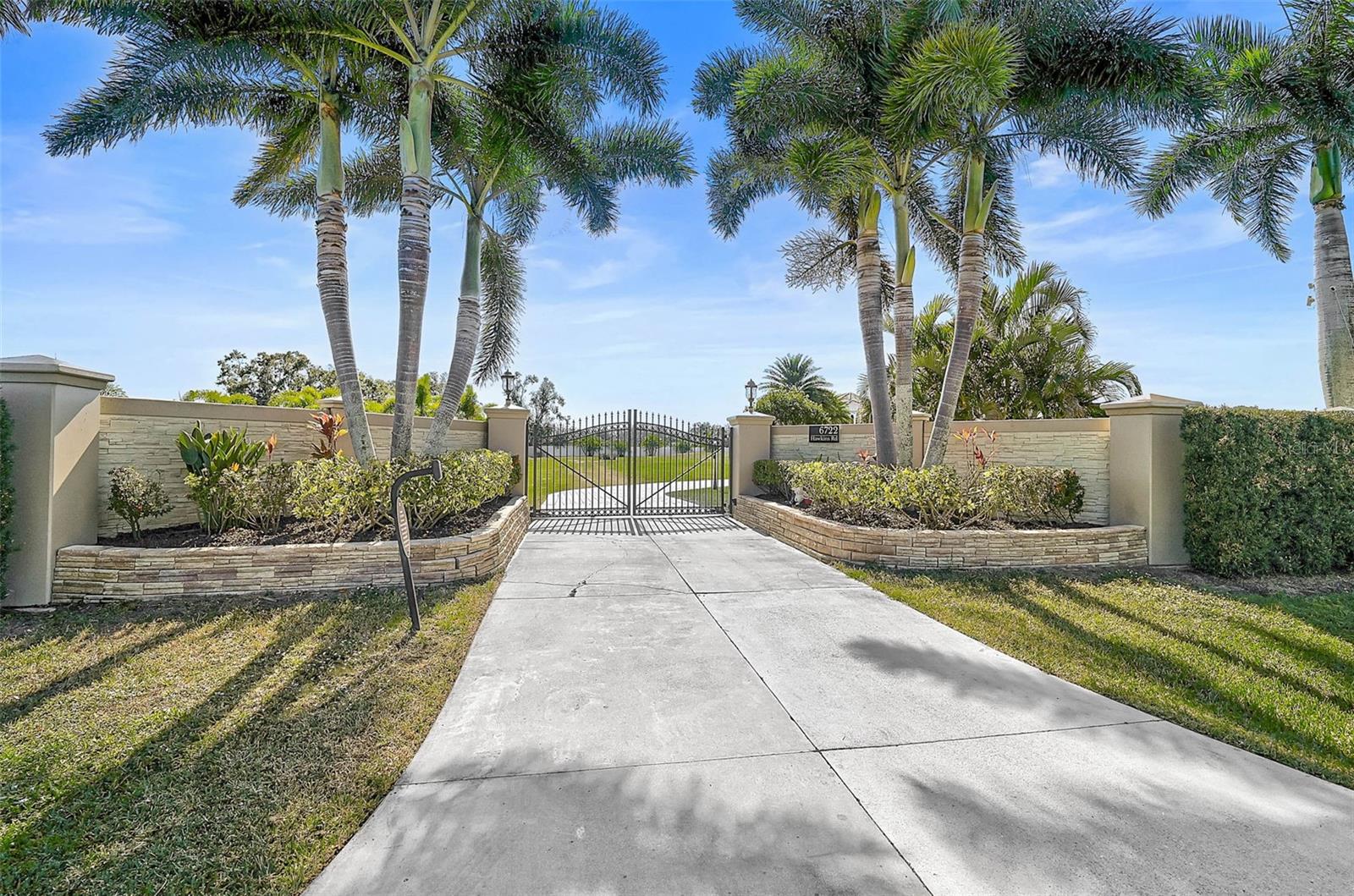 6722 HAWKINS RD — photo 5