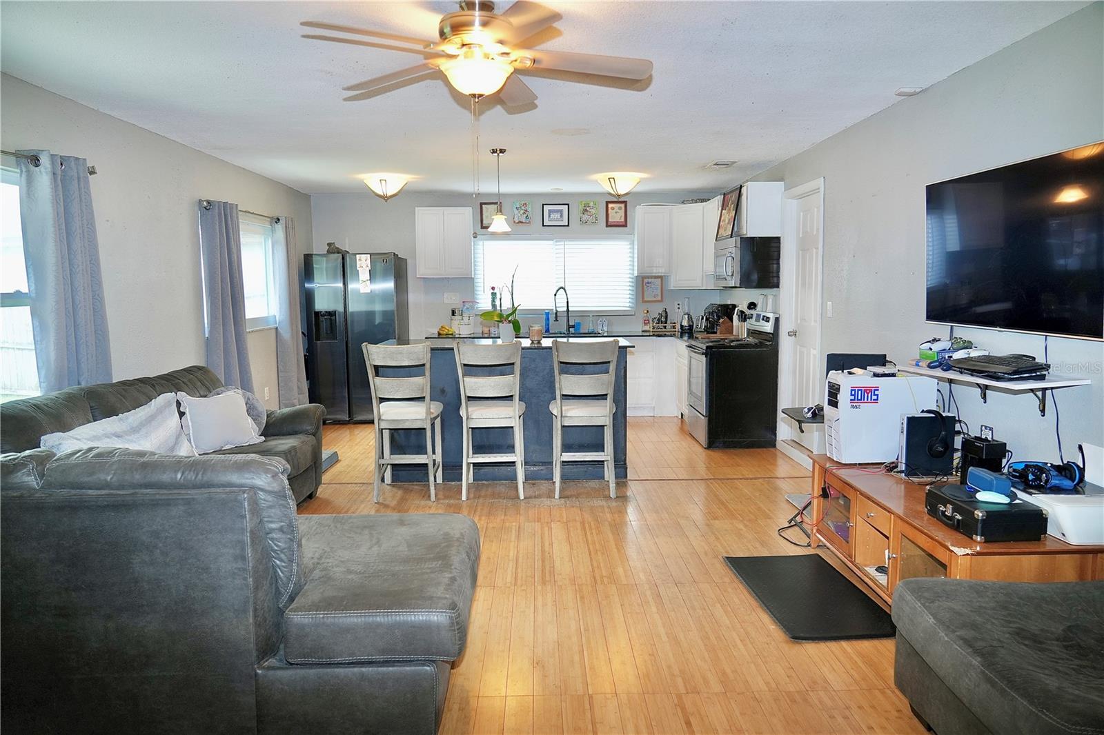 Home in TAMPA — photo 3