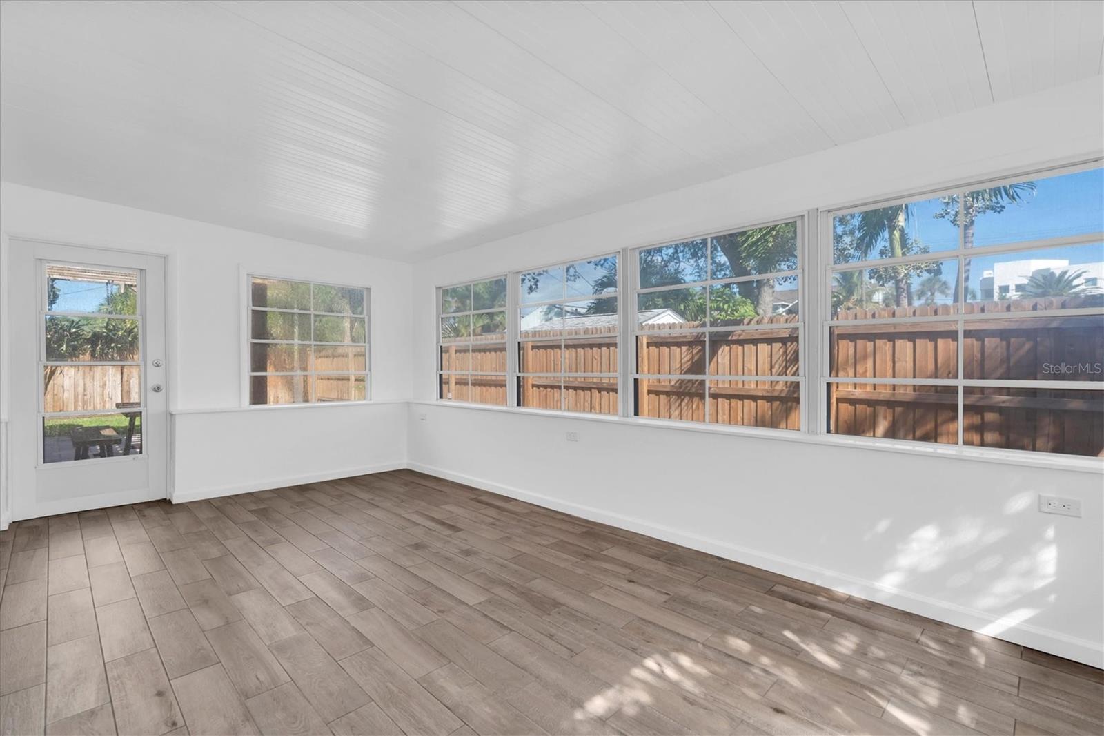 197 LIDO DR — photo 20