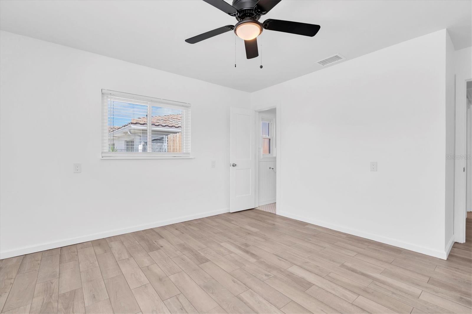 197 LIDO DR — photo 23
