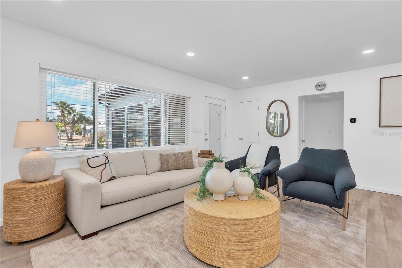 197 LIDO DR — photo 3