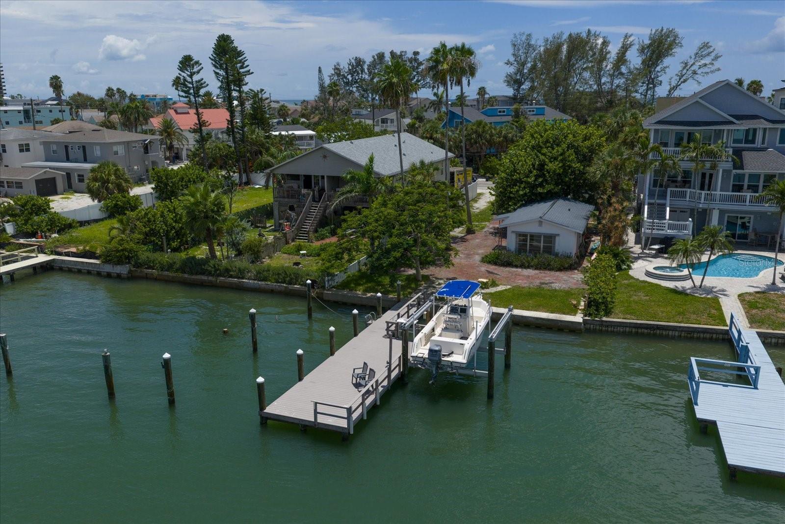 8405 BAYSHORE DR — photo 11