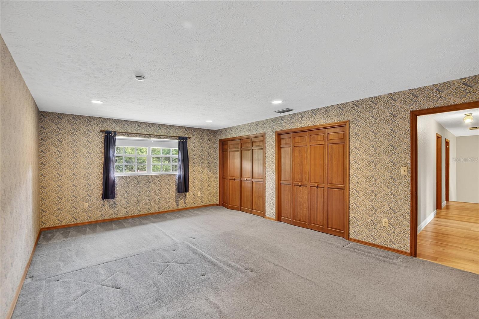 1502 AZALEA ST — photo 40