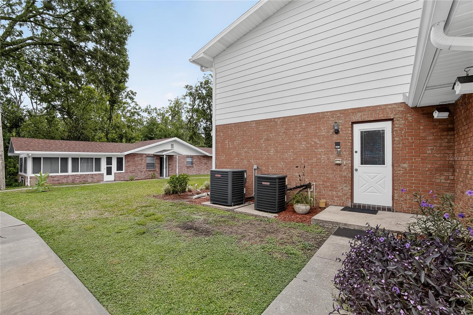 1502 AZALEA ST — photo 60