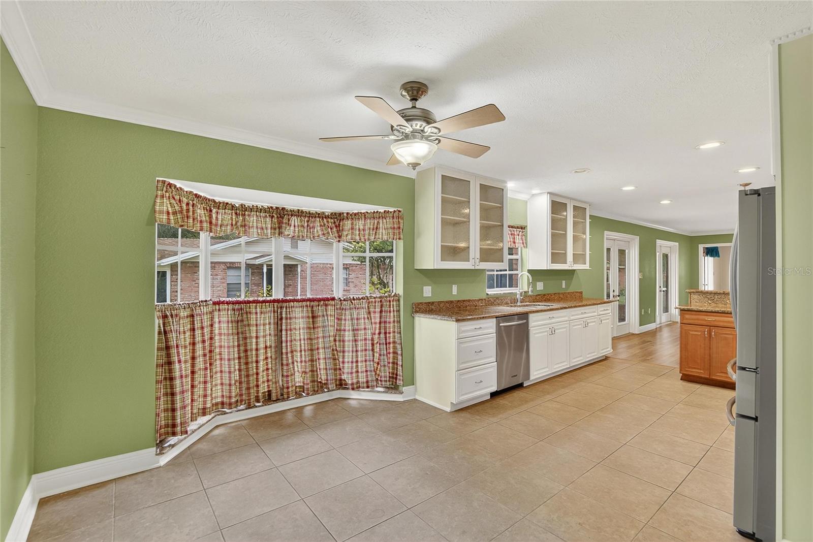1502 AZALEA ST — photo 23