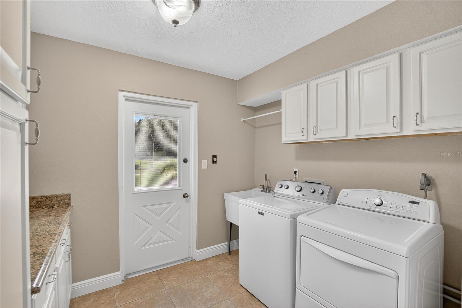 1502 AZALEA ST — photo 26