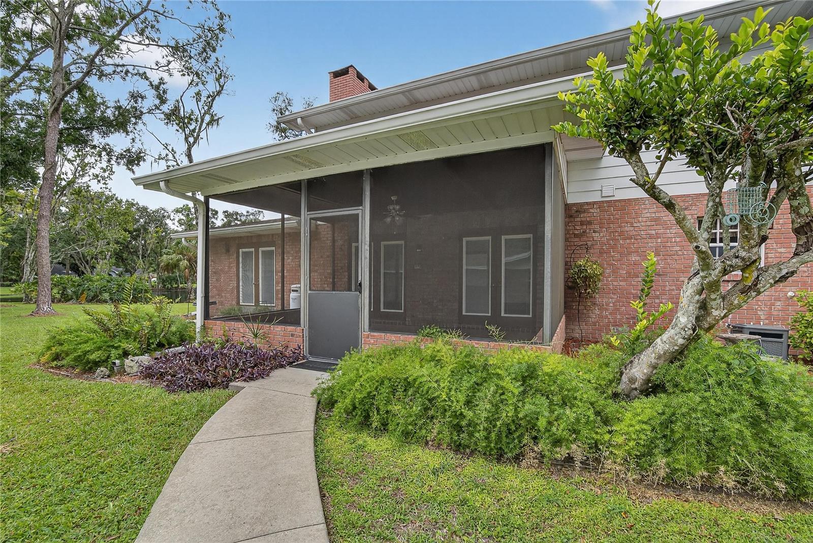 1502 AZALEA ST — photo 64