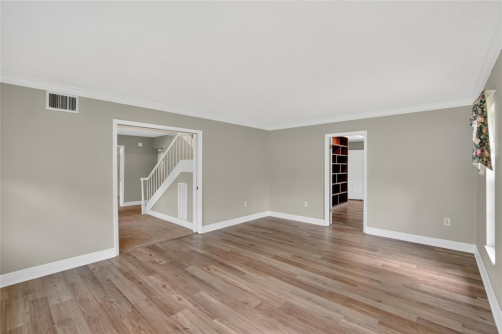 1502 AZALEA ST — photo 14