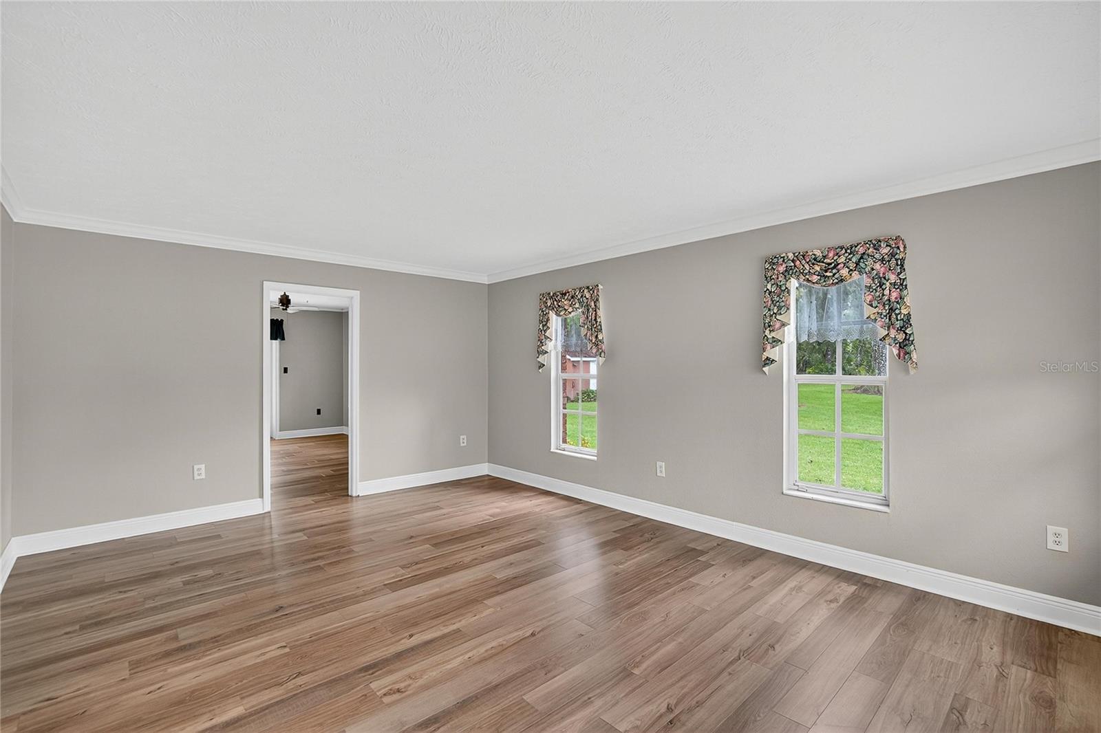 1502 AZALEA ST — photo 13