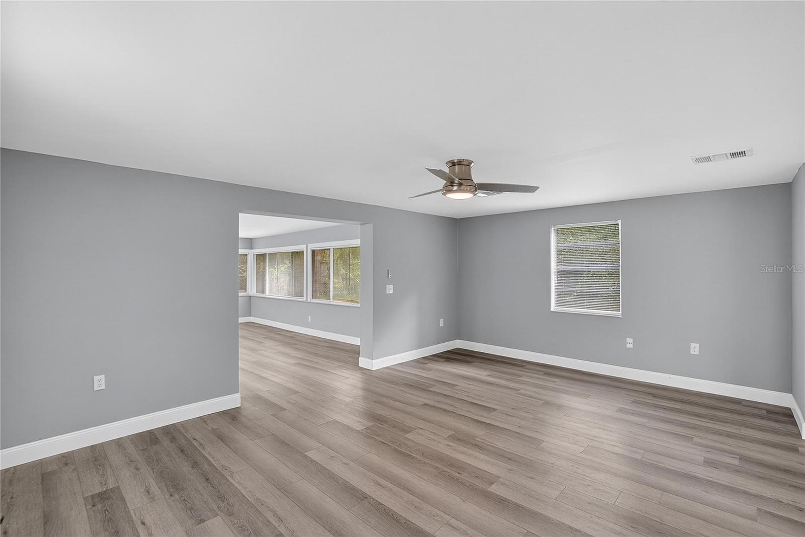 1502 AZALEA ST — photo 46