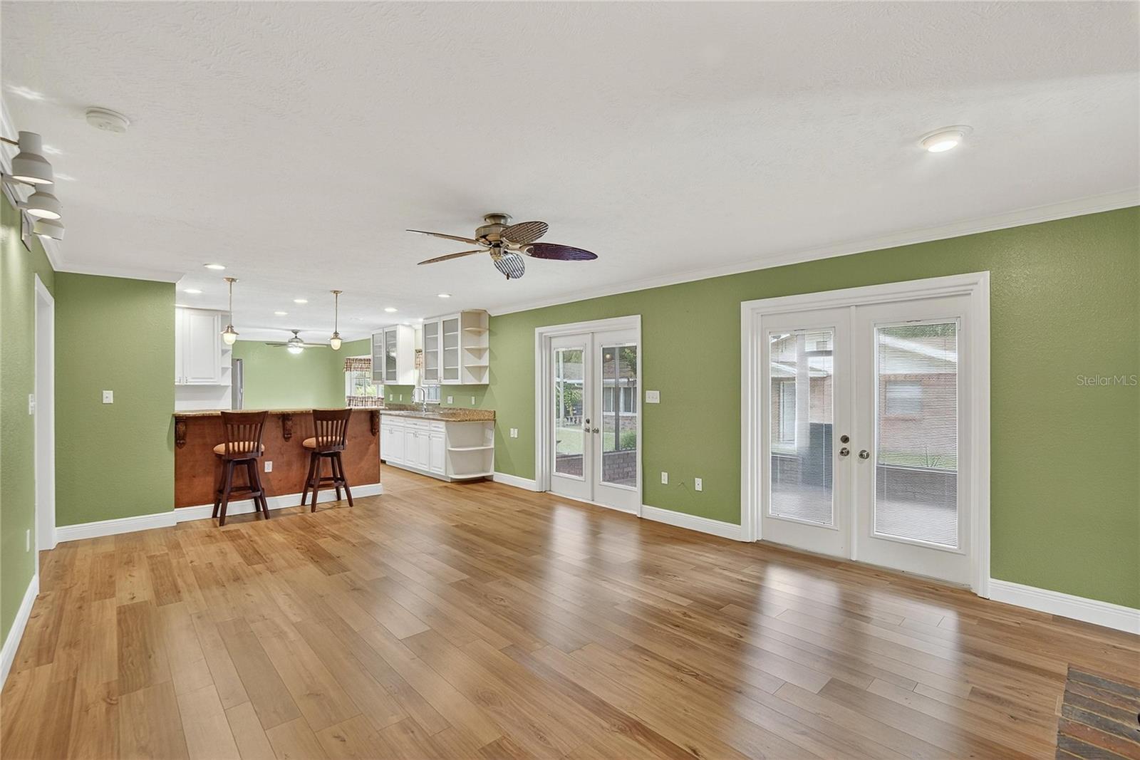 1502 AZALEA ST — photo 20