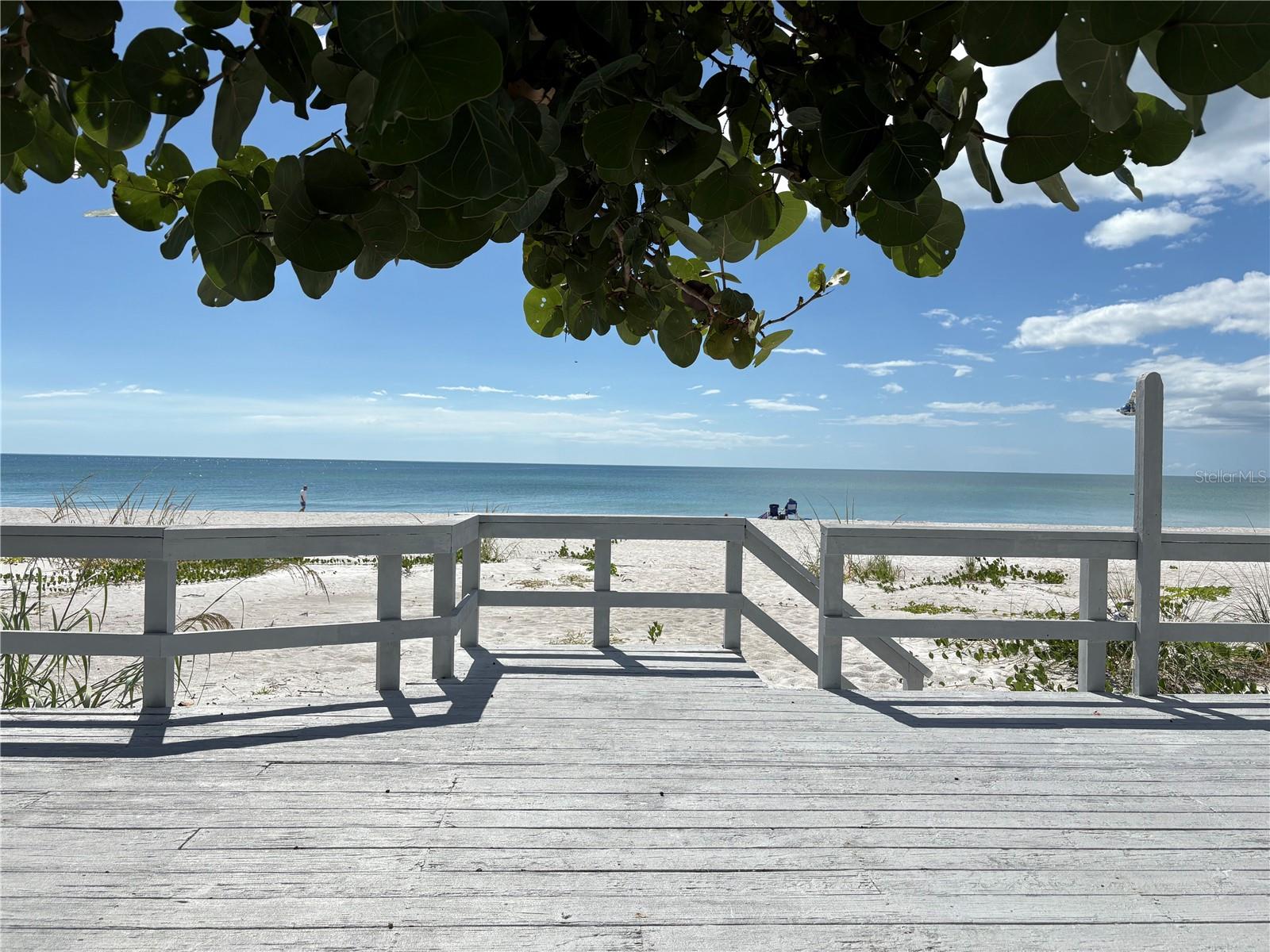 2823 GULF OF MEXICO DR — photo 33