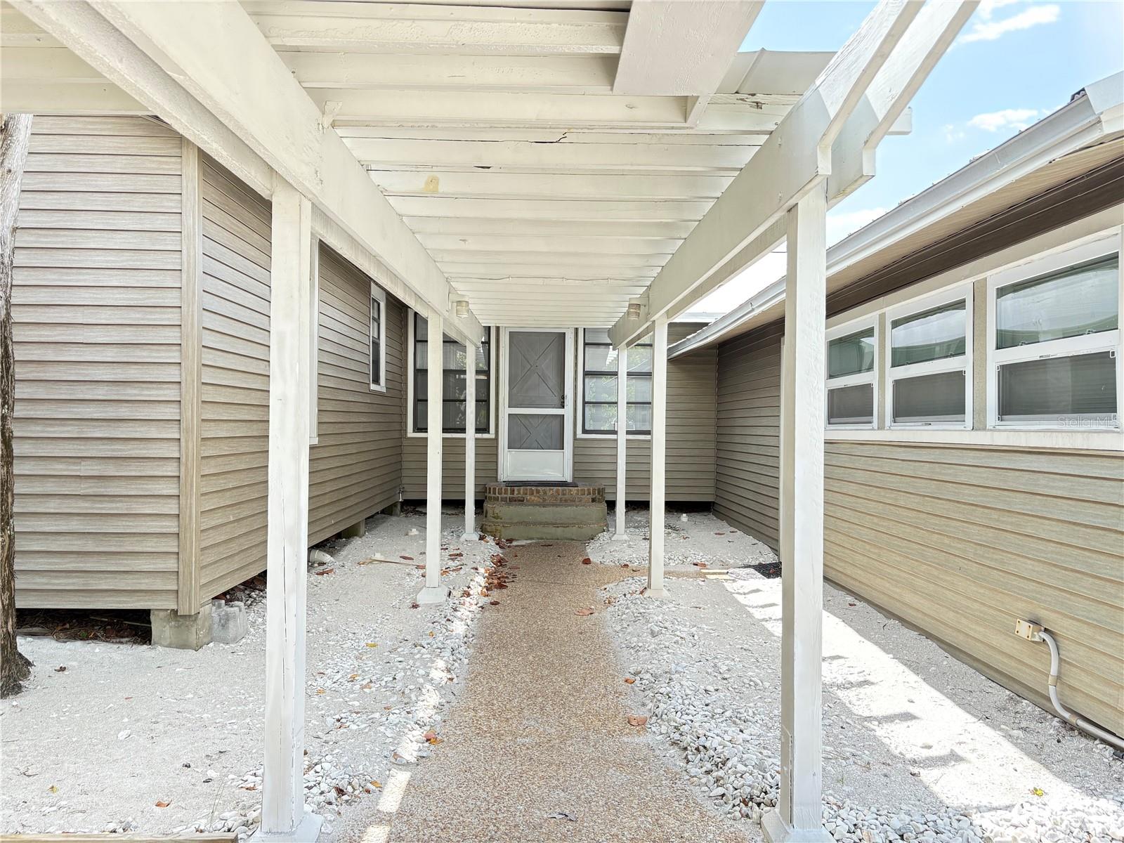 2823 GULF OF MEXICO DR — photo 41