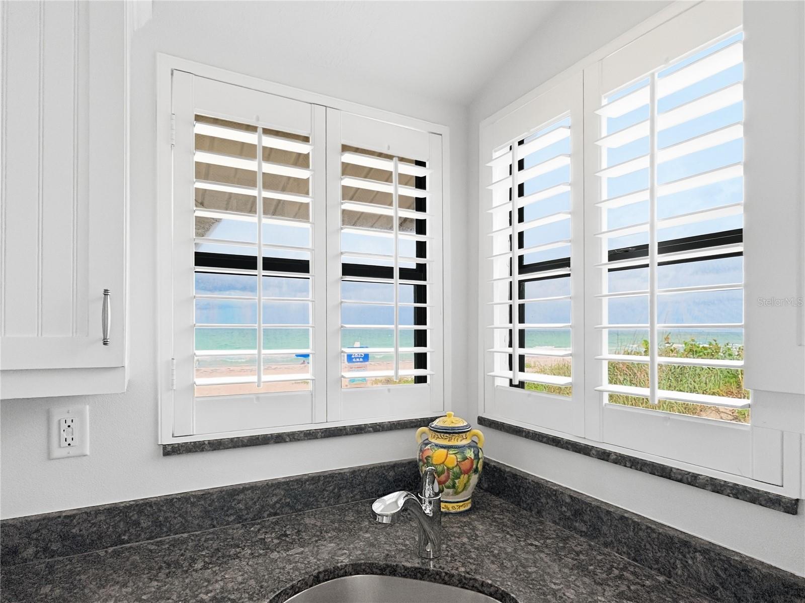2823 GULF OF MEXICO DR — photo 10