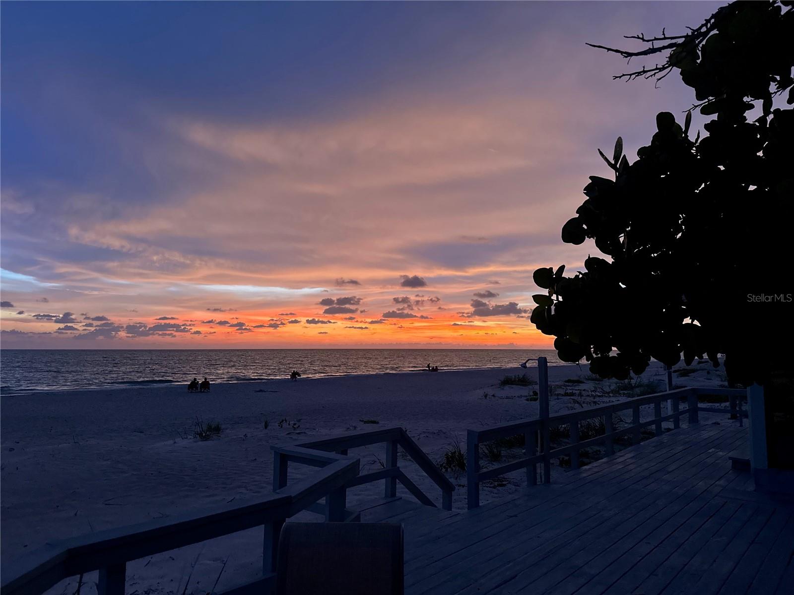 2823 GULF OF MEXICO DR — photo 36
