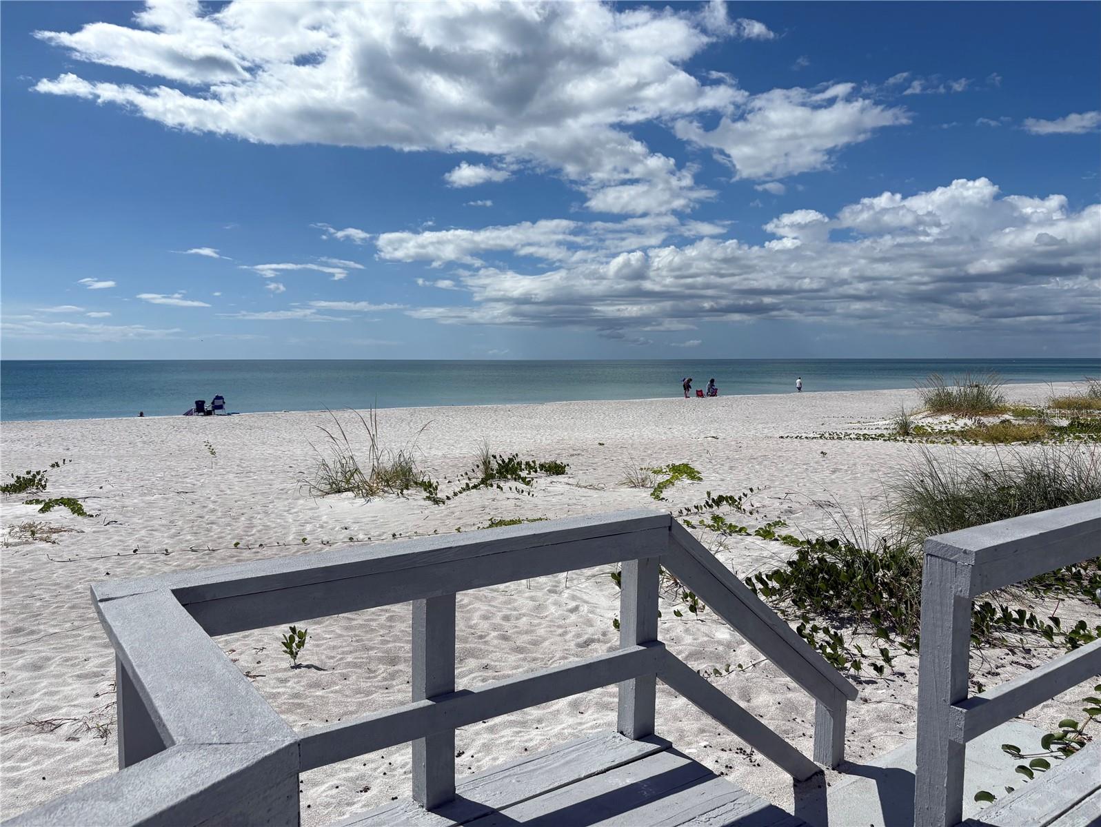 2823 GULF OF MEXICO DR — photo 34