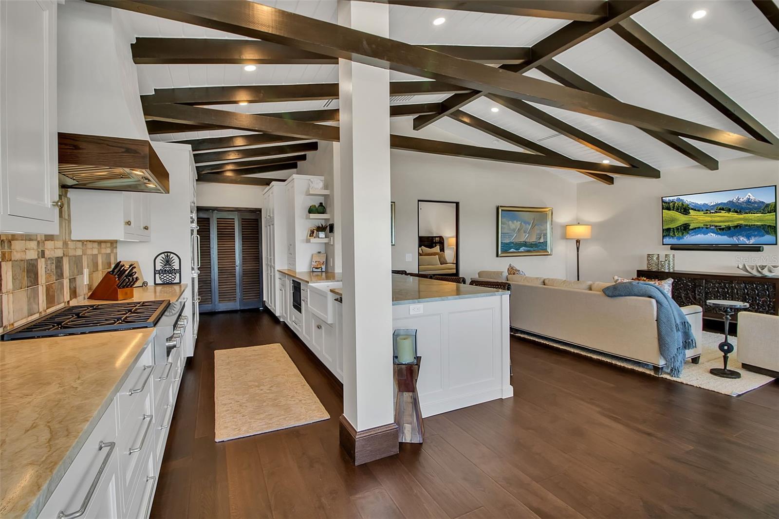 121 N CASEY KEY RD — photo 18