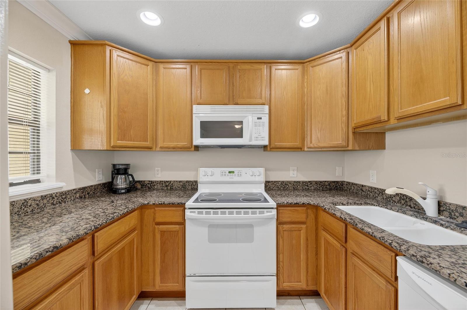 620 YARDARM DR #10 — photo 10