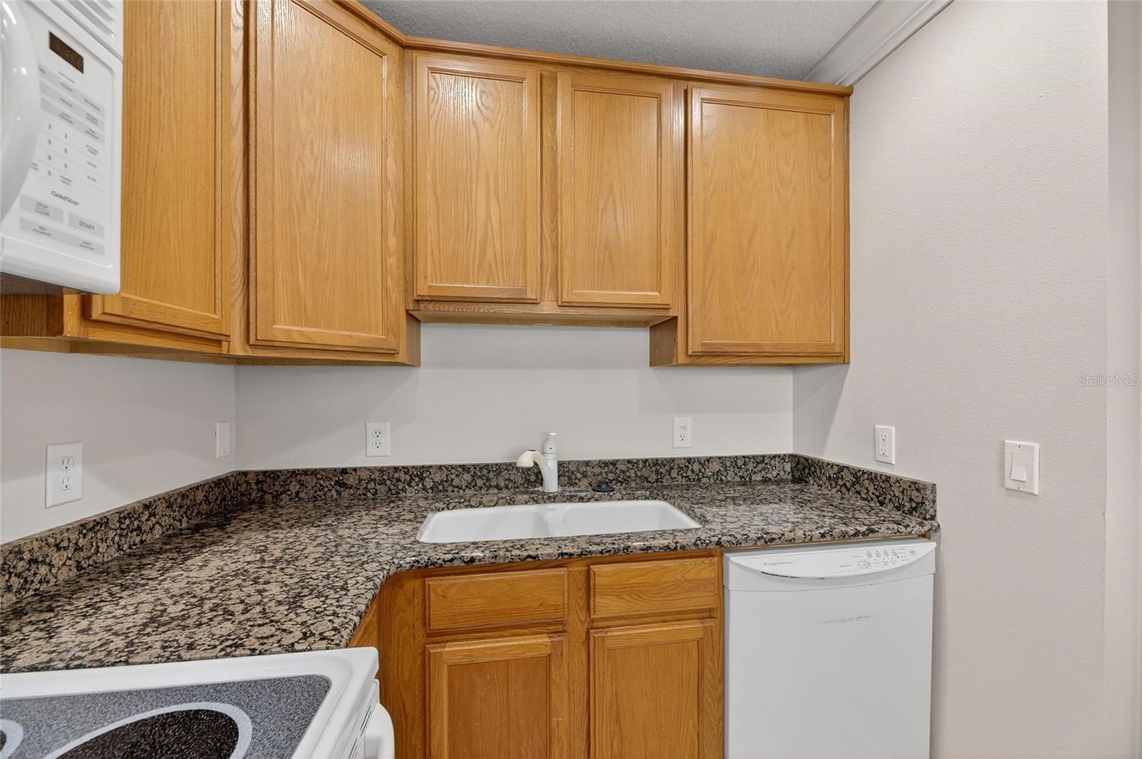 620 YARDARM DR #10 — photo 13