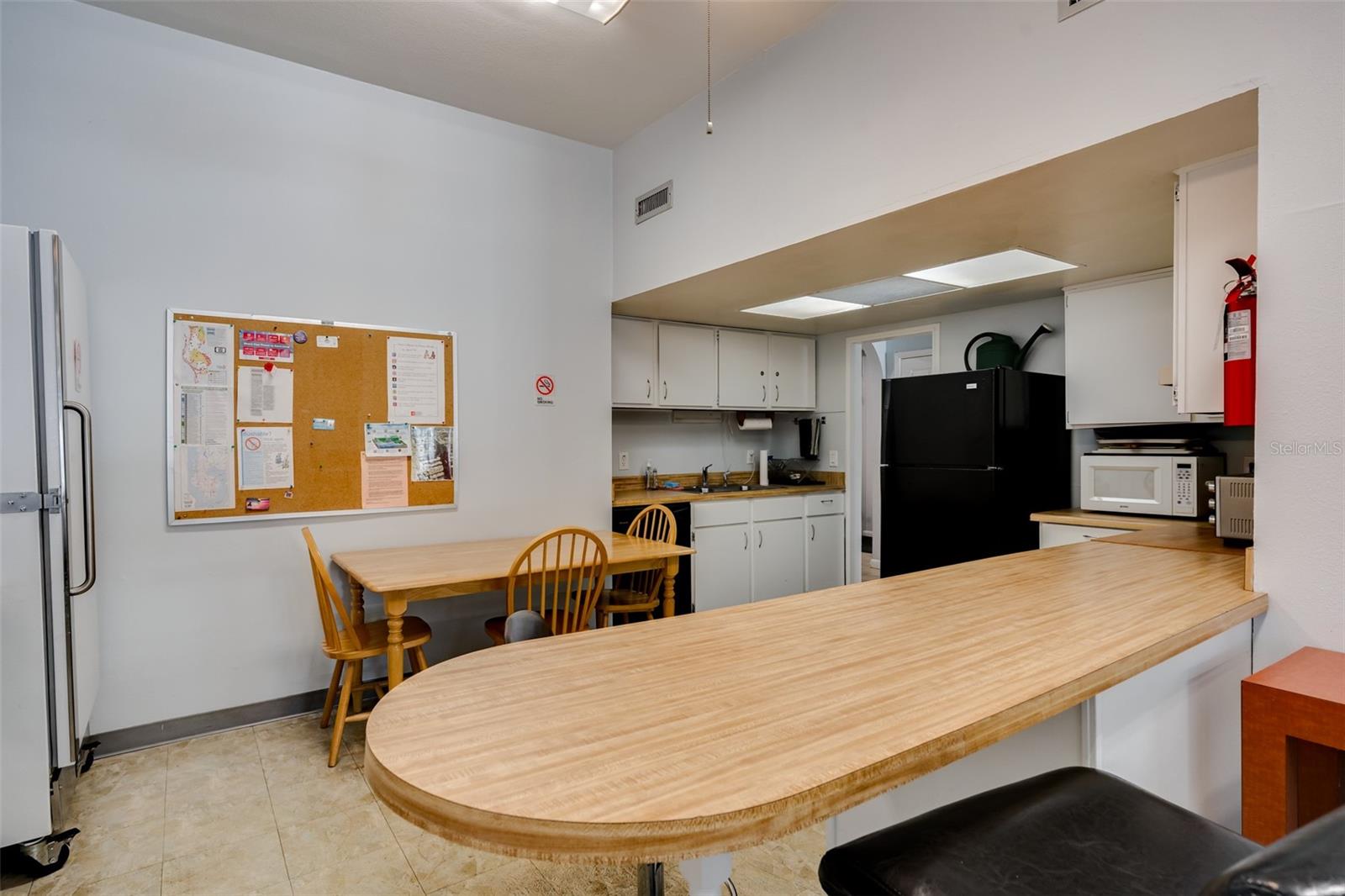 12760 INDIAN ROCKS RD #546 — photo 41