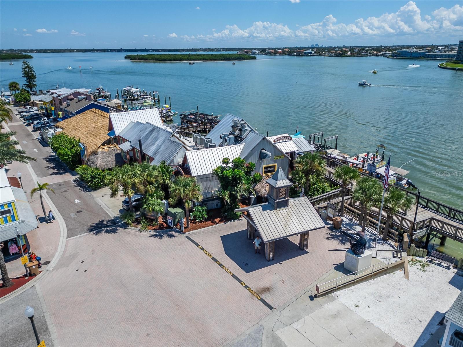 10178 GULF BLVD — photo 25