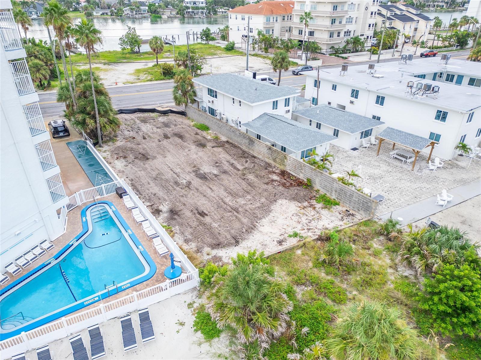10178 GULF BLVD — photo 19