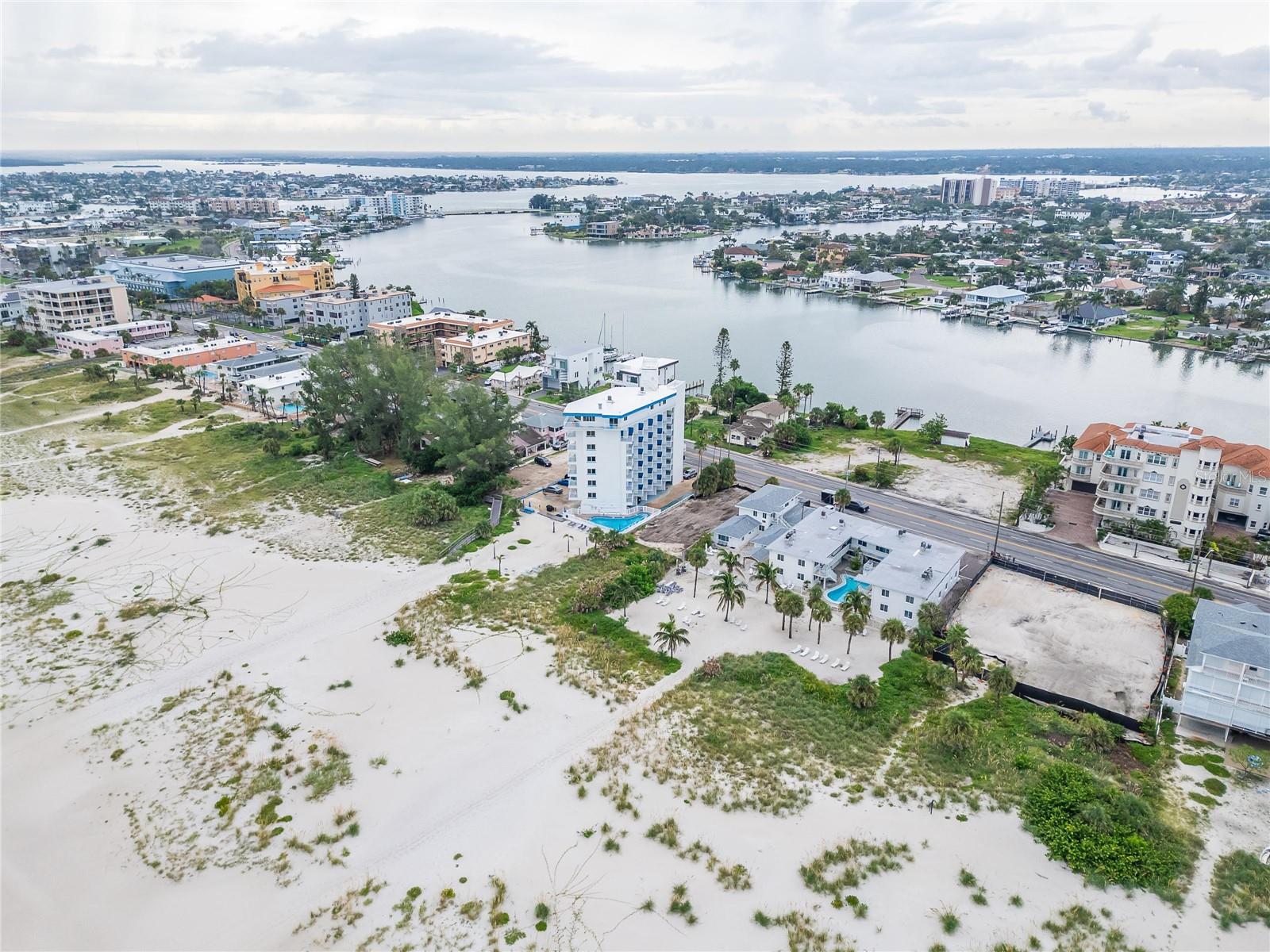 10178 GULF BLVD — photo 46