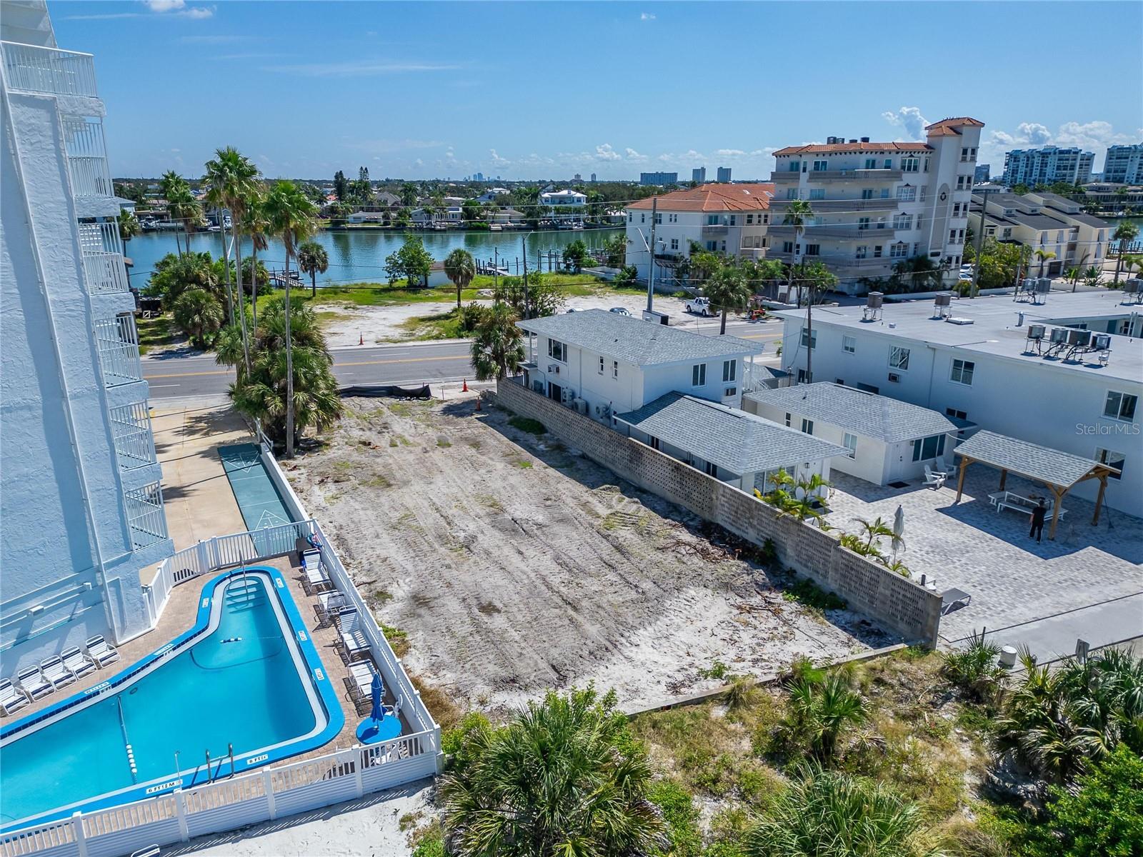 10178 GULF BLVD — photo 9